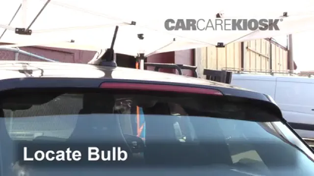 2017 BMW i3 Range Extender 0.6L 2 Cyl. Éclairage Feu de freinage central (remplacer l'ampoule)